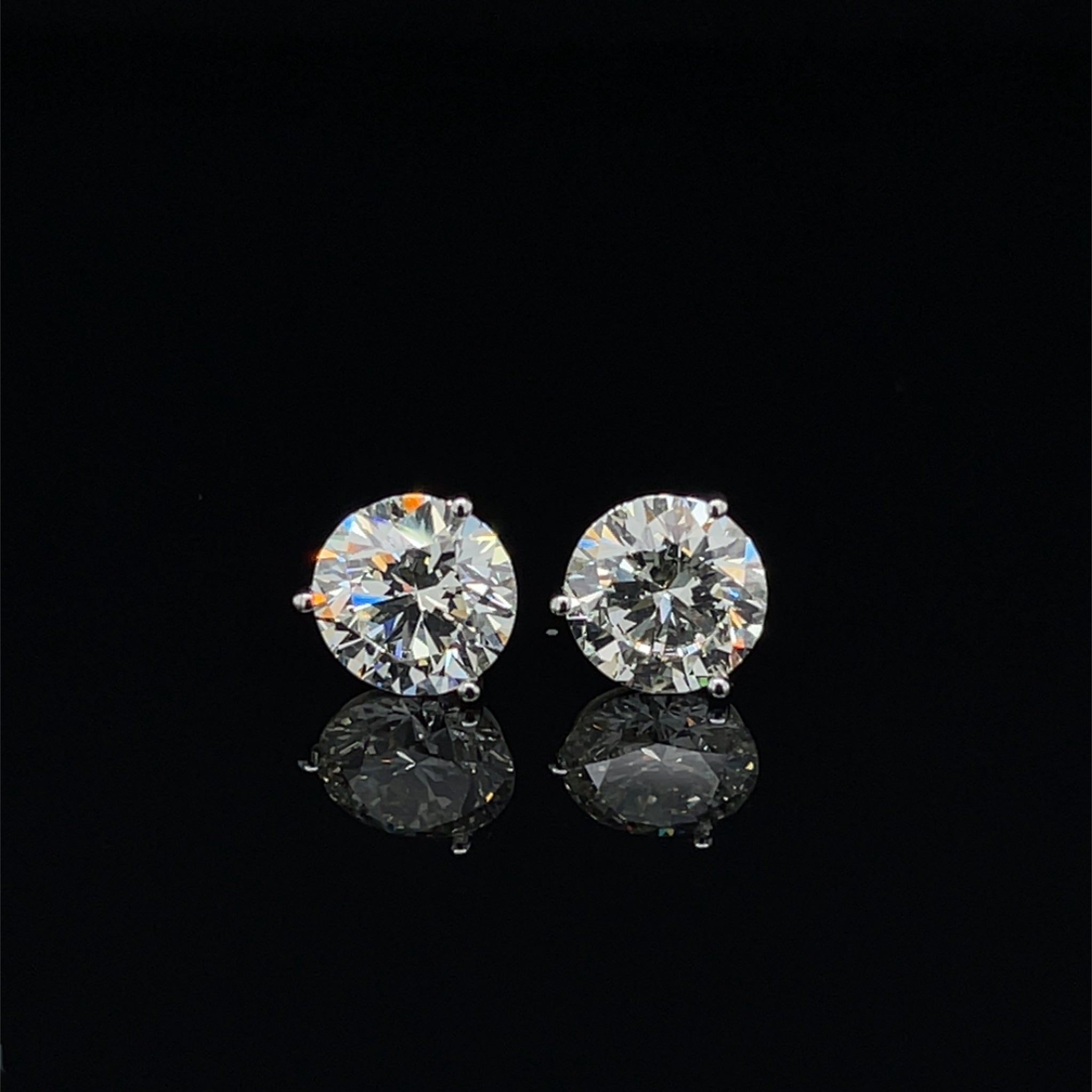 14k White Gold 3.16ctw Diamond 3-Prong Martini Stud Earrings